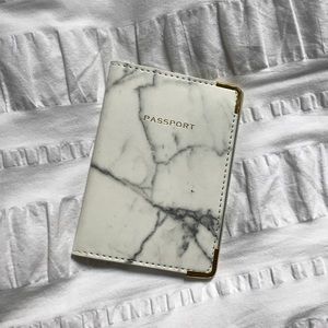 Via Lorenzo Marvble Passport Case